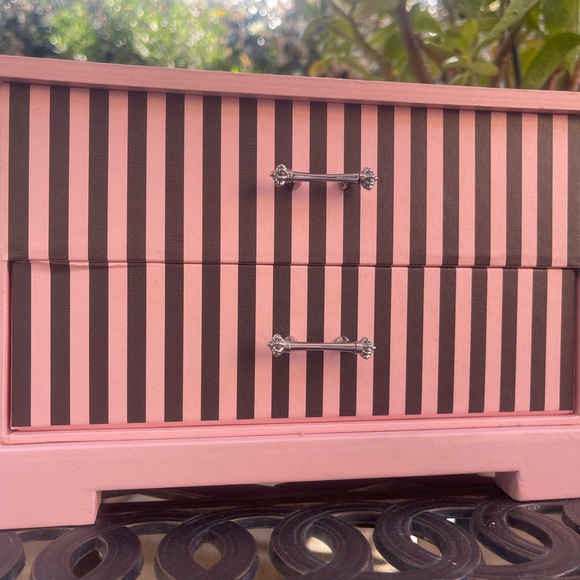 *RARE* Juicy Couture Collectible Jewelry Box - Picture 9 of 14